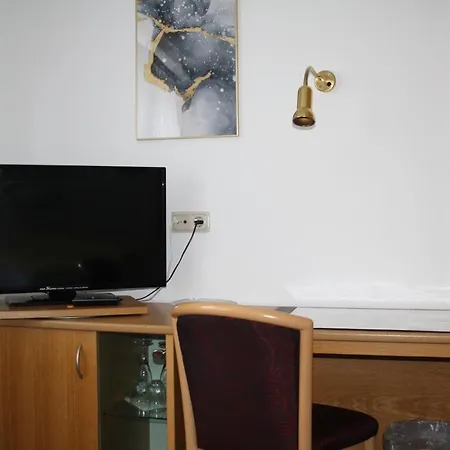 / Allebrodt レンネシュタット