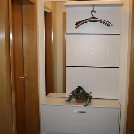/ Allebrodt Apartment Lennestadt